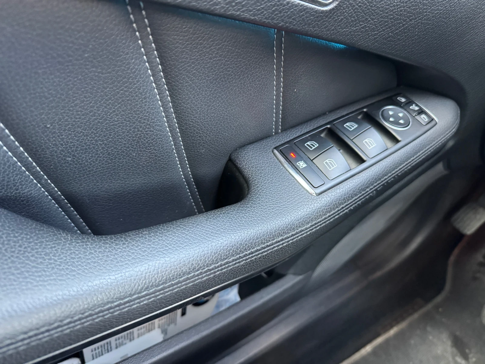 Mercedes-Benz E 350 E350 BLUETEC, снимка 6 - Автомобили и джипове - 55615105