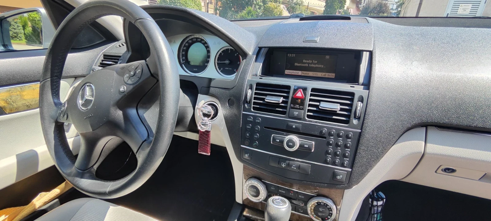 Mercedes-Benz C 220, снимка 13 - Автомобили и джипове - 55679984