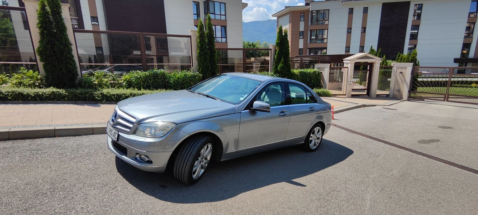 Mercedes-Benz C 220, снимка 4 - Автомобили и джипове - 55679984