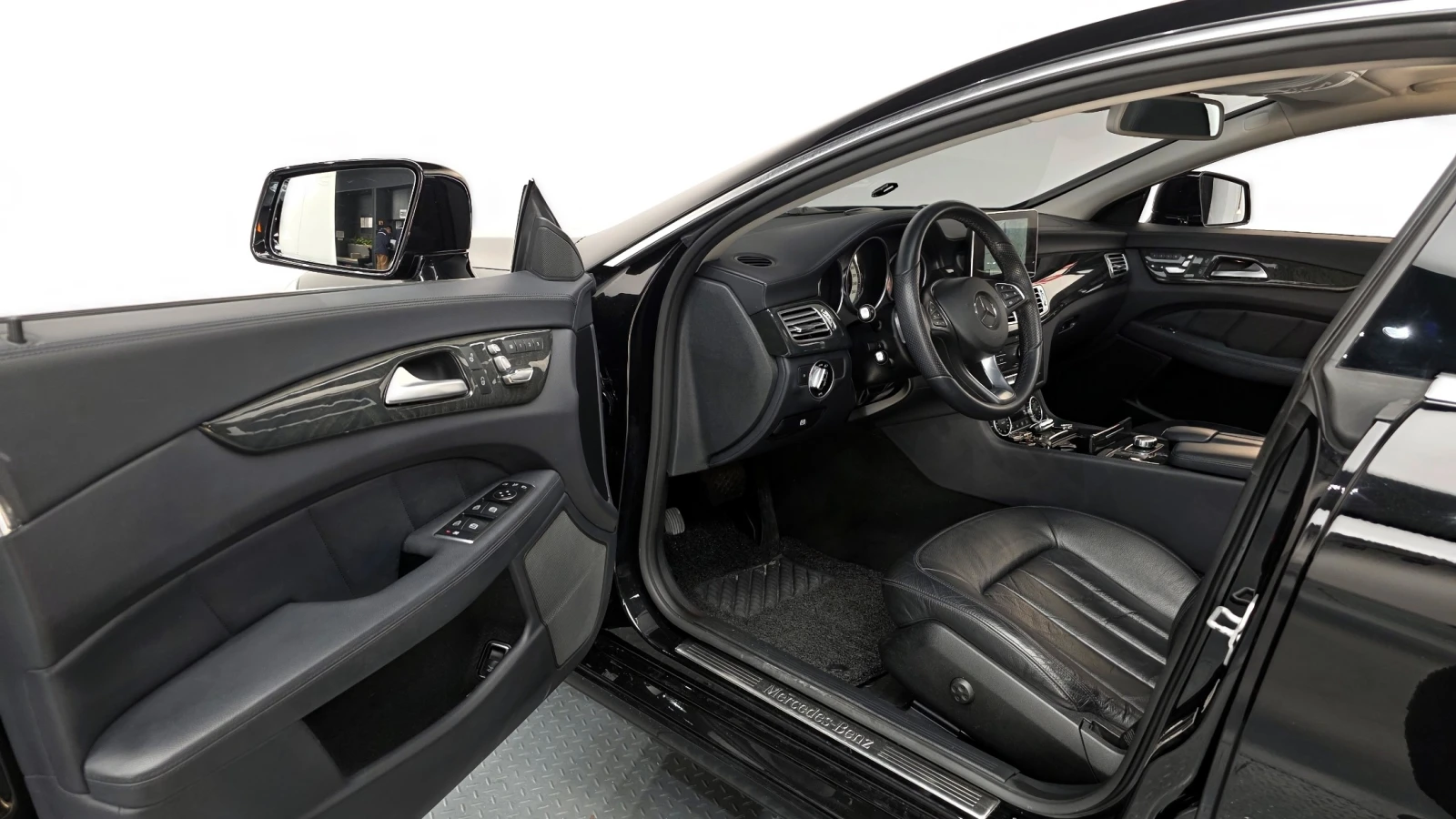Mercedes-Benz CLS 250 2.1 4MATIC, снимка 8 - Автомобили и джипове - 55951670