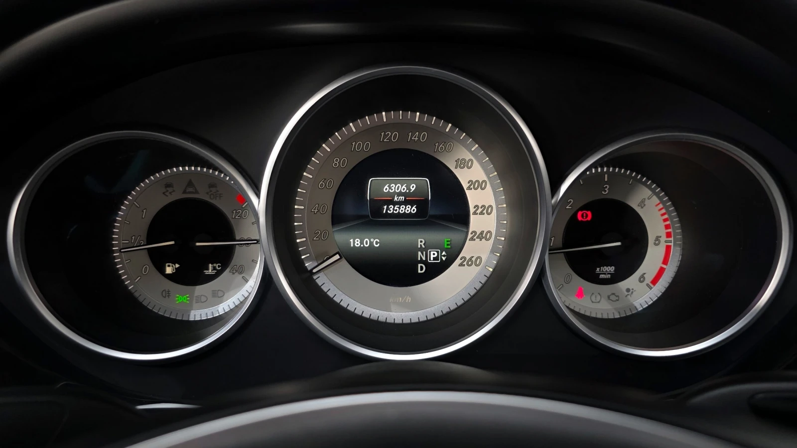 Mercedes-Benz CLS 250 2.1 4MATIC, снимка 7 - Автомобили и джипове - 55951670