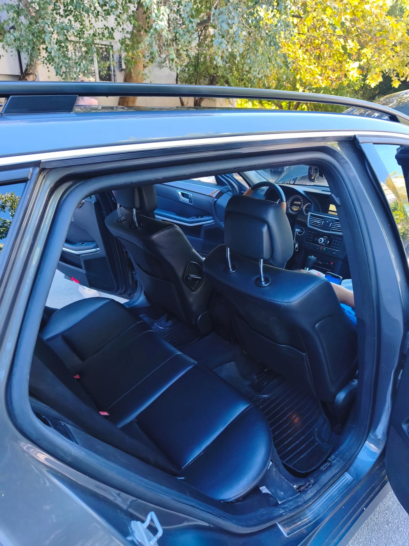 Mercedes-Benz E 220 2.2 дизел, снимка 6 - Автомобили и джипове - 56345105