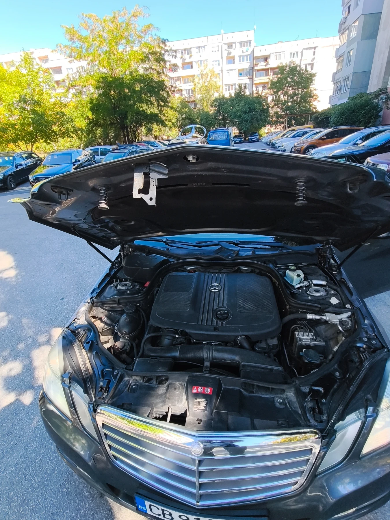 Mercedes-Benz E 220 2.2 дизел, снимка 5 - Автомобили и джипове - 56345105