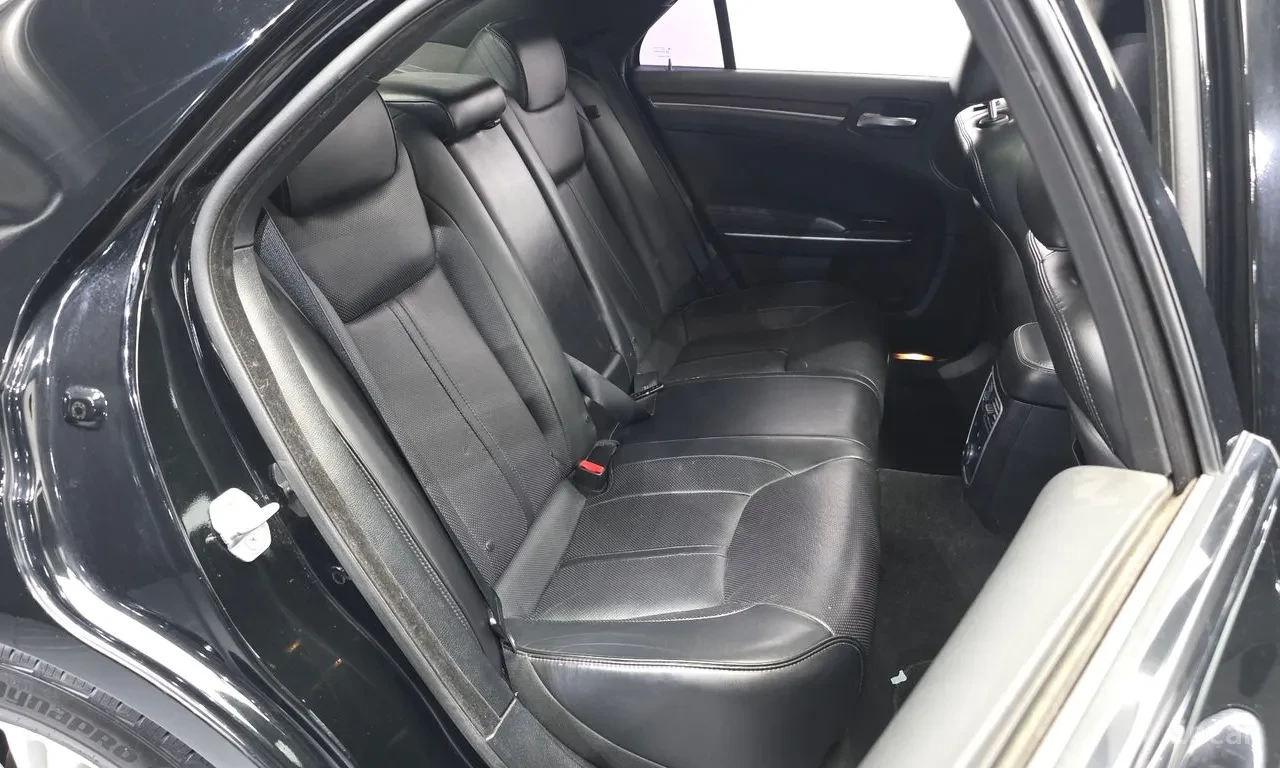 Chrysler 300c AWD | 3.6 |  91хил км!, снимка 12 - Автомобили и джипове - 56566283