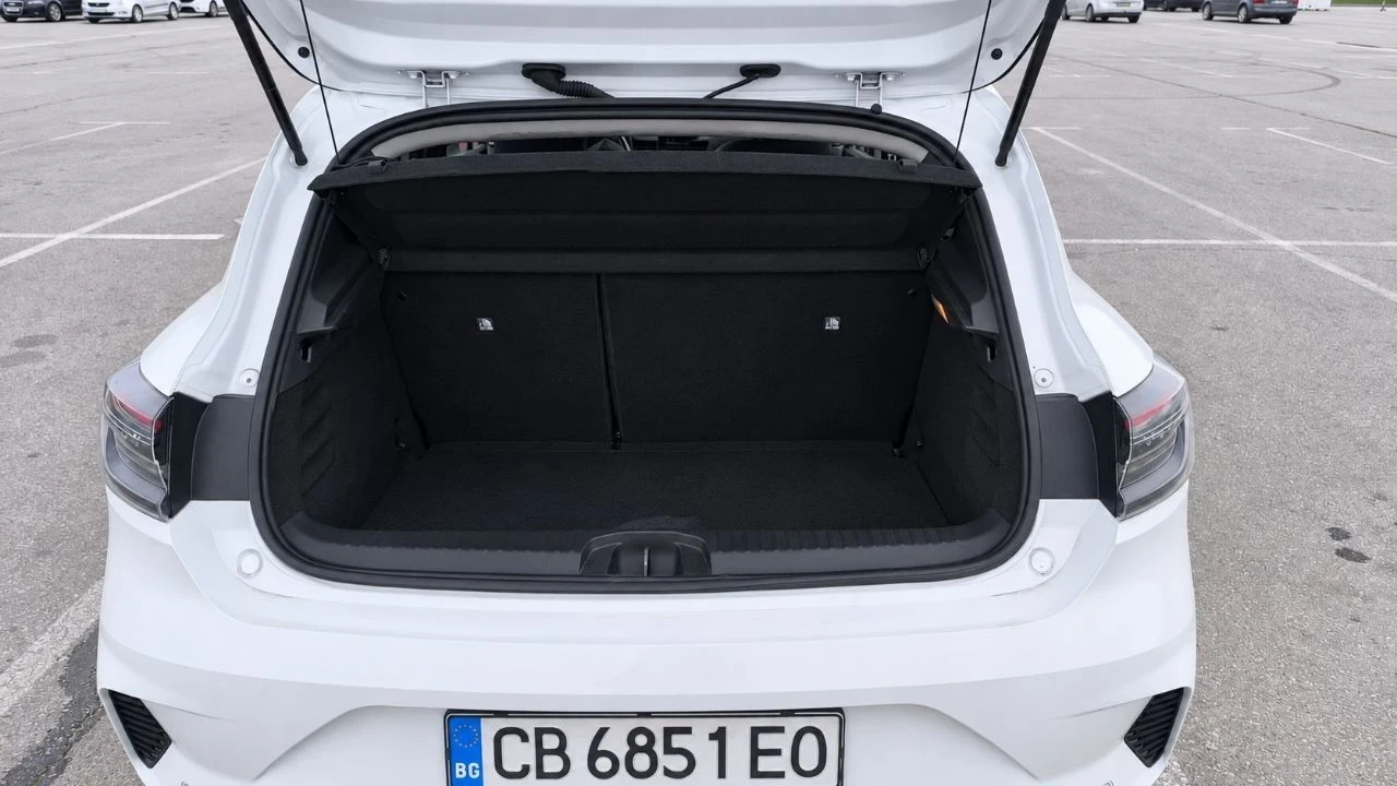 Renault Clio 1.5 dci, снимка 7 - Автомобили и джипове - 56702040