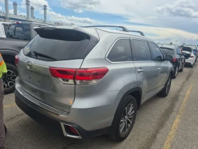 Toyota Highlander XLE /КОЖА/3 КЛЮЧА/ШИБЕДАХ/CARFAX/ФИНАНСИРАНЕ, снимка 3