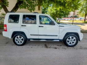 Обява за продажба на Jeep Cherokee 2.8 CRD 4х4 ~12 200 лв. - изображение 3