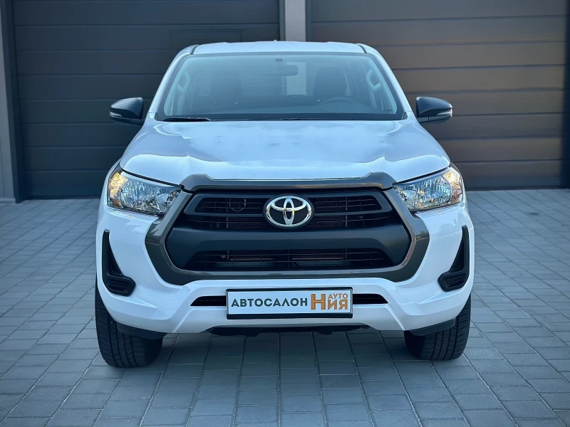 Toyota Hilux 2.4 4x4 ГАРАНЦИЯ, снимка 2 - Автомобили и джипове - 46818117