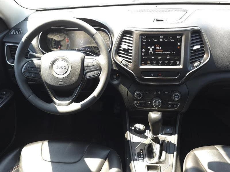 Jeep Cherokee TRAILHAWK 4WD * CARFAX * АвтоКредит* (ЦЕНА ДО БГ), снимка 17 - Автомобили и джипове - 53273322