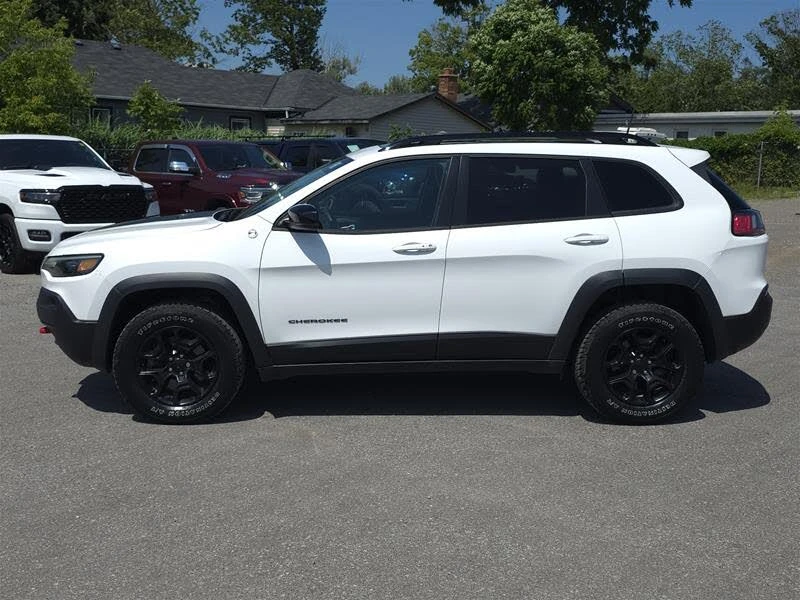 Jeep Cherokee TRAILHAWK 4WD * CARFAX * АвтоКредит* (ЦЕНА ДО БГ) - изображение 2
