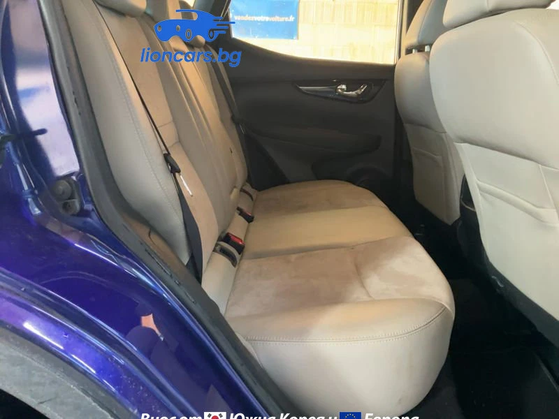 Nissan Qashqai 1.6 dCi Tekna, снимка 11 - Автомобили и джипове - 53701184