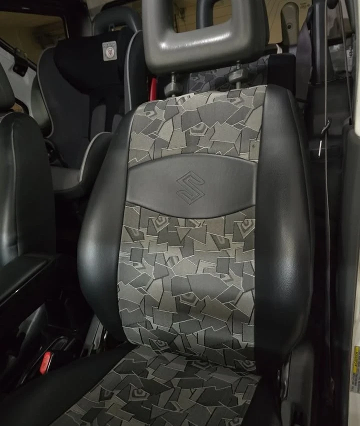 Suzuki Jimny LPG, снимка 9 - Автомобили и джипове - 54137218