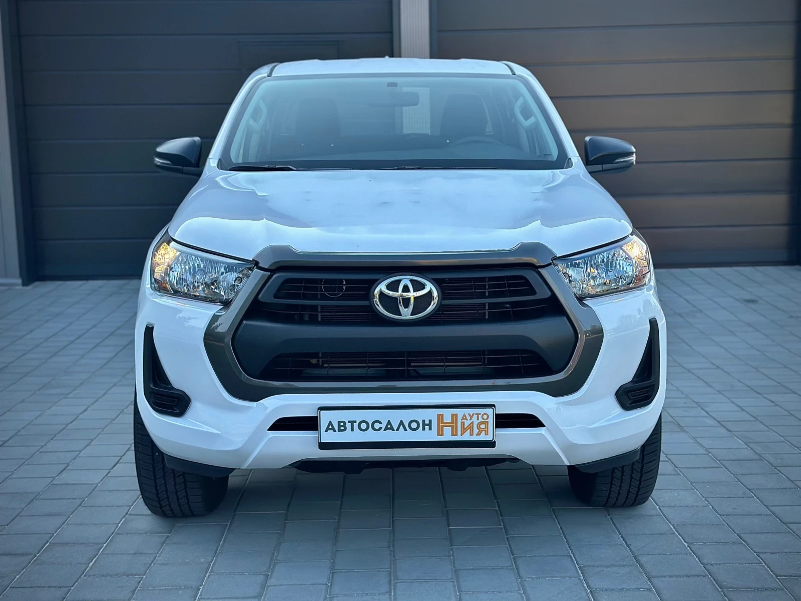 Toyota Hilux 2.4 4x4 ГАРАНЦИЯ - изображение 2