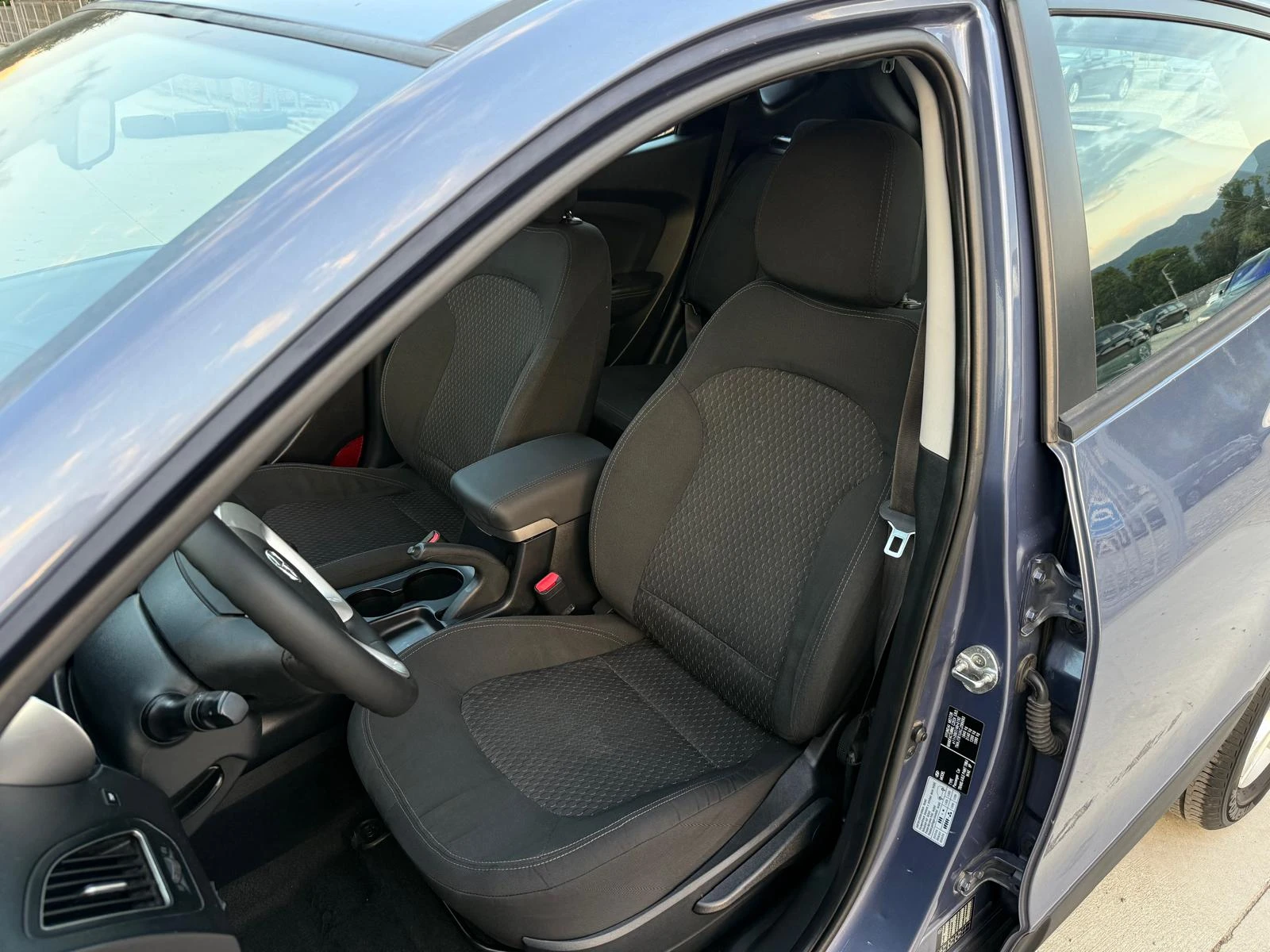 Hyundai IX35 1.7 CRDI 6 скорости/Собствен лизинг - изображение 9