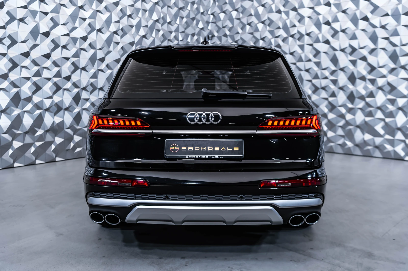 Audi SQ7 4.0 quattro TDI* Headup* Bose* Pano* Laser* SoftCl - изображение 5