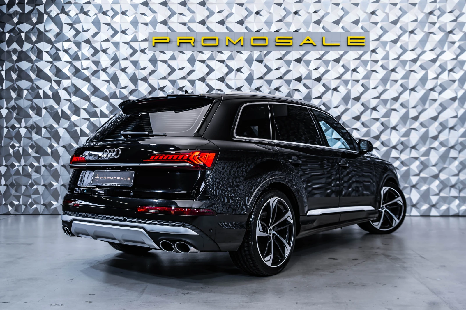 Audi SQ7 4.0 quattro TDI* Headup* Bose* Pano* Laser* SoftCl - изображение 4