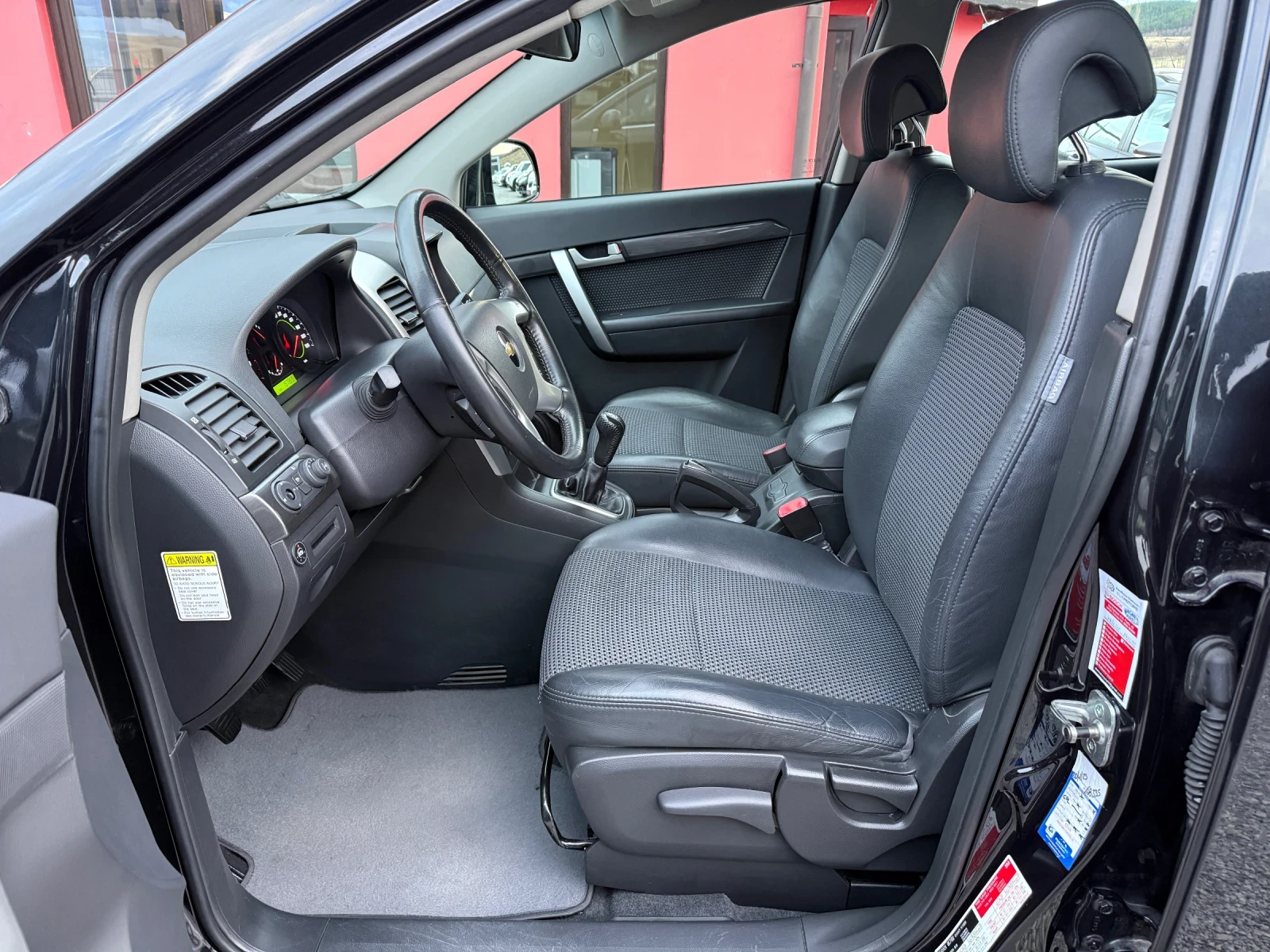 Chevrolet Captiva 2.4i GPL, 7-! * 197 000* ! ! | Mobile.bg   11