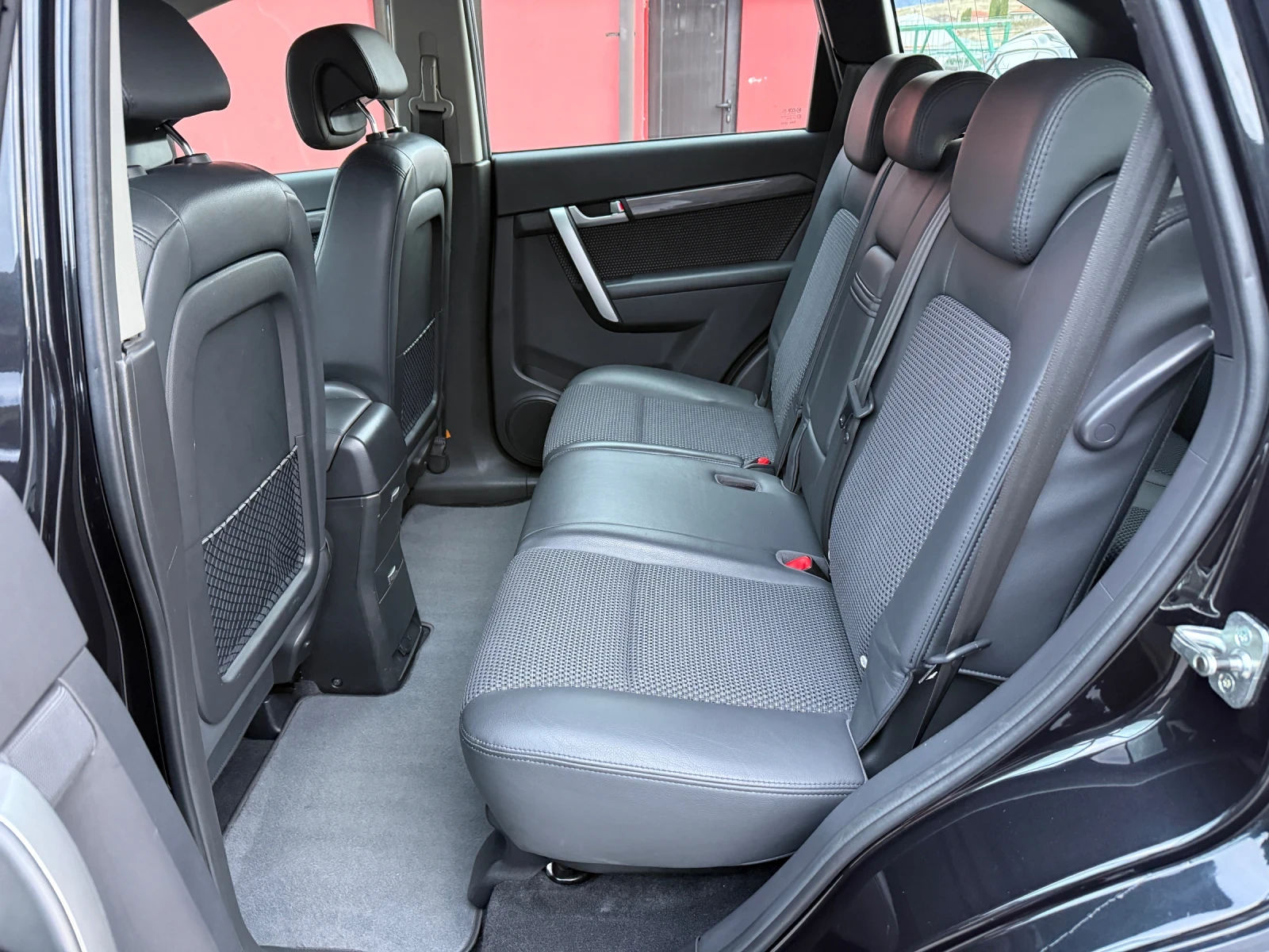 Chevrolet Captiva 2.4i GPL, 7-! * 197 000* ! ! | Mobile.bg   7