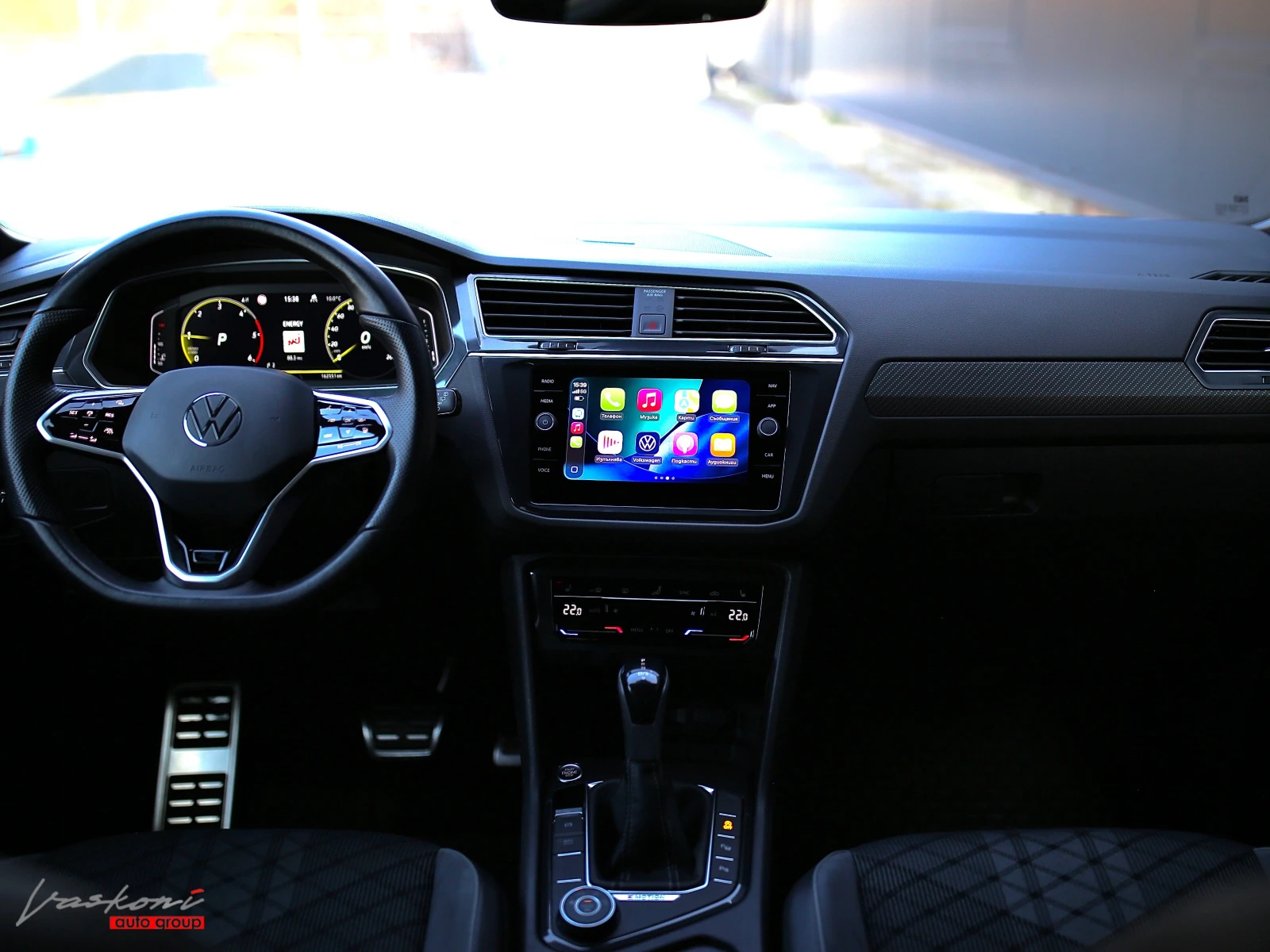 VW Tiguan R Line 2.0 TDI 4MOTION - изображение 8