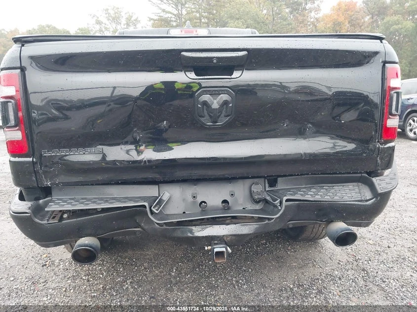 Dodge RAM 1500 5.7l Laramie 4X2 5'7 Box, снимка 6 - Автомобили и джипове - 53887408