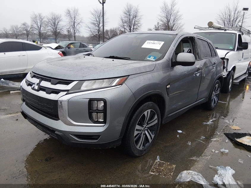 Mitsubishi Outlander 2.0l Sport 2.0 Es, снимка 2 - Автомобили и джипове - 54129261