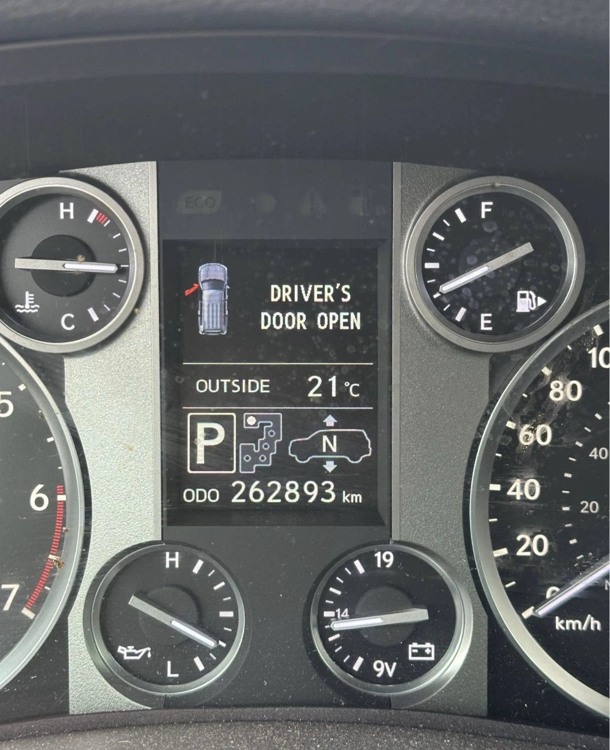 Toyota Land cruiser Lexus LX570 EXECUTIVE PACKAGE * БЕЗ ИНЦИДЕНТИ * , снимка 8 - Автомобили и джипове - 54256374