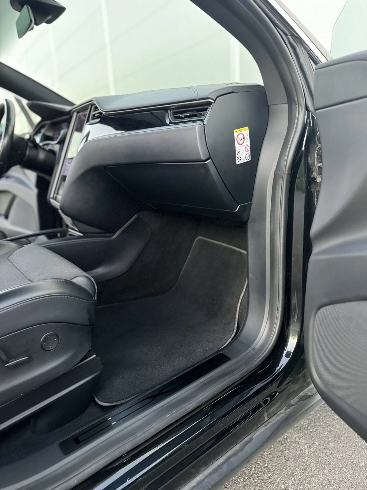 Tesla Model X 100D, снимка 17 - Автомобили и джипове - 54533437