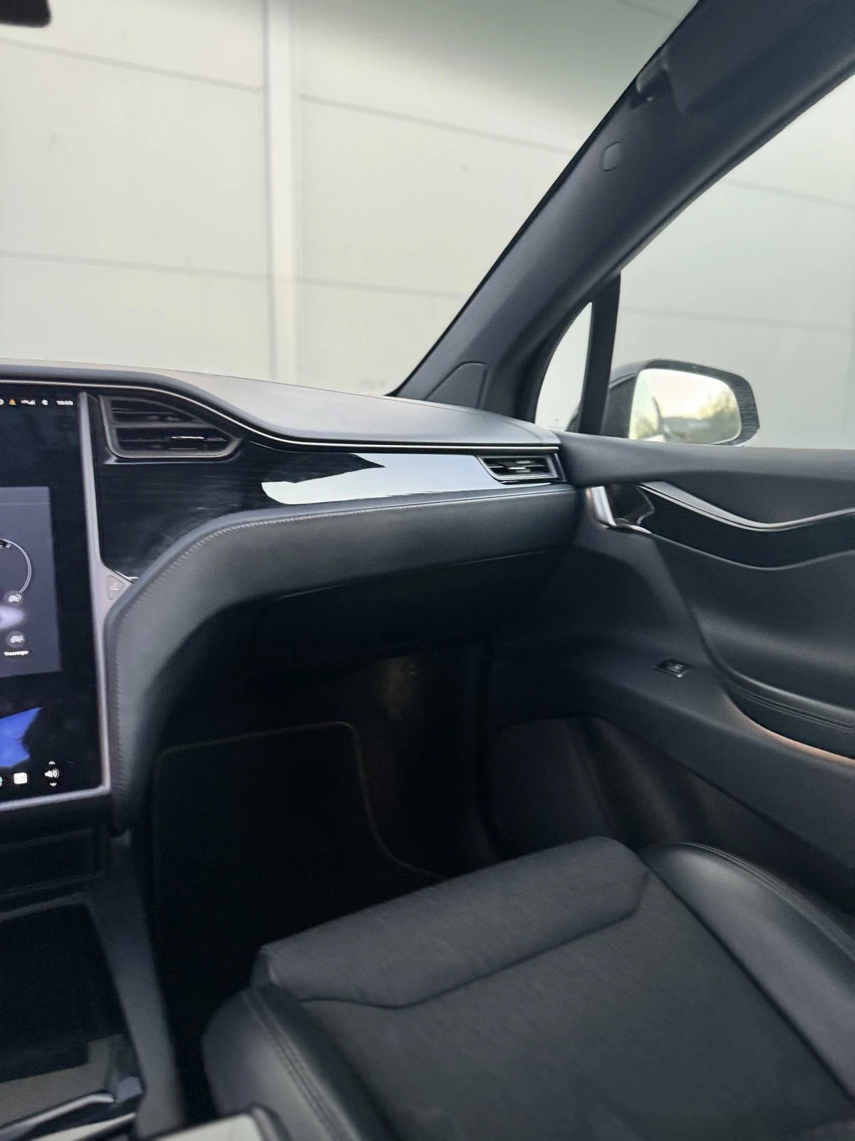 Tesla Model X 100D, снимка 12 - Автомобили и джипове - 54533437