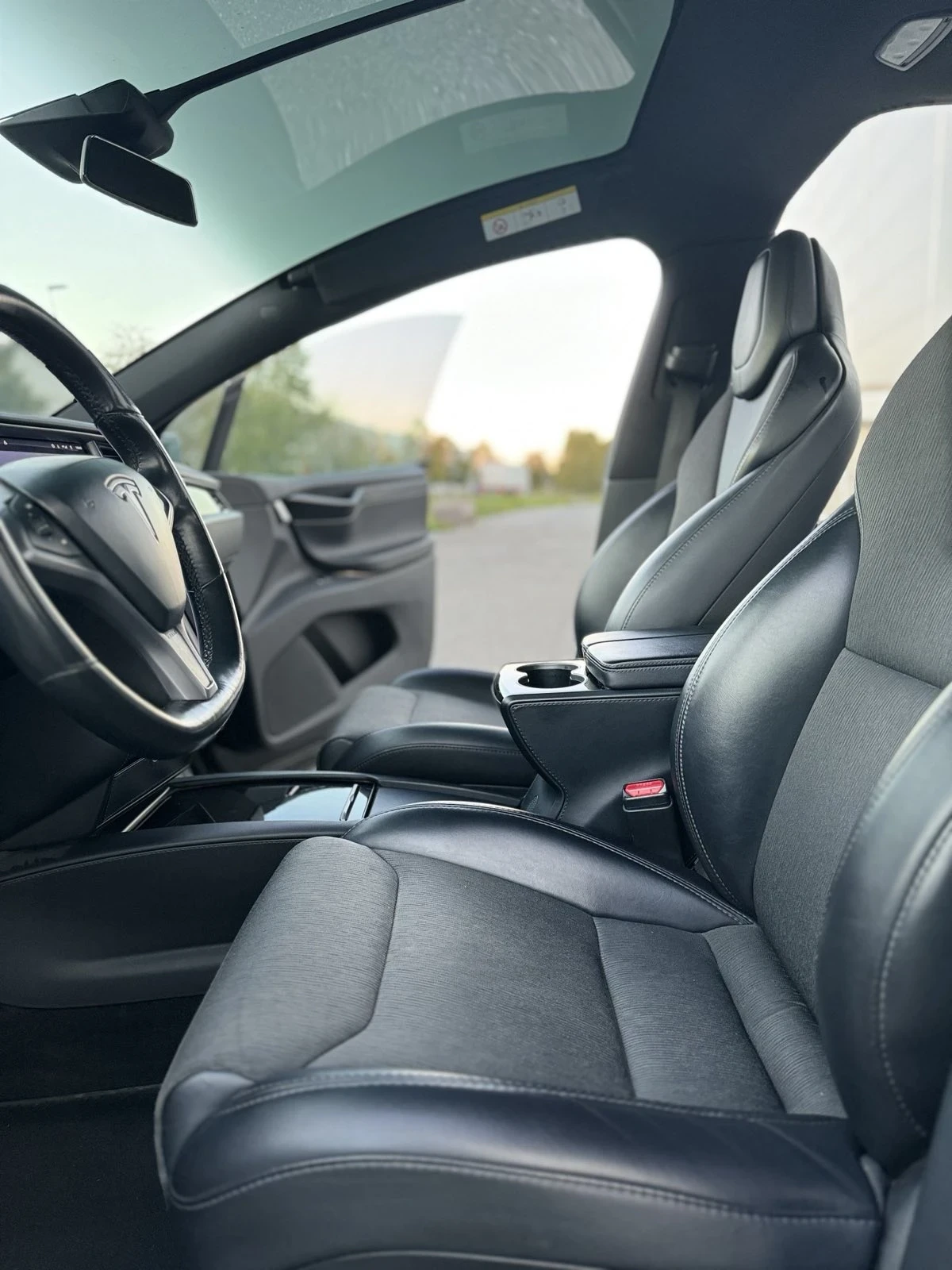 Tesla Model X 100D, снимка 4 - Автомобили и джипове - 54533437