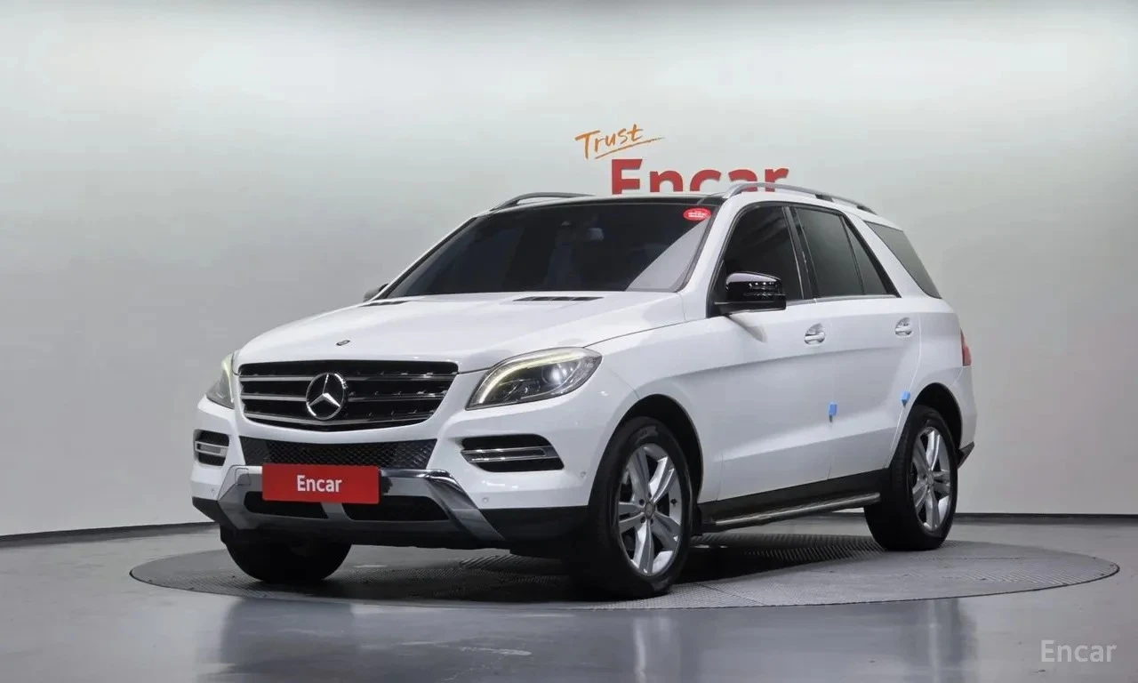 Mercedes-Benz ML 350 * BLUETEC * ТЕЛЕВИЗОРИ * ОБДУХВАНЕ * PANO * АВТОКР