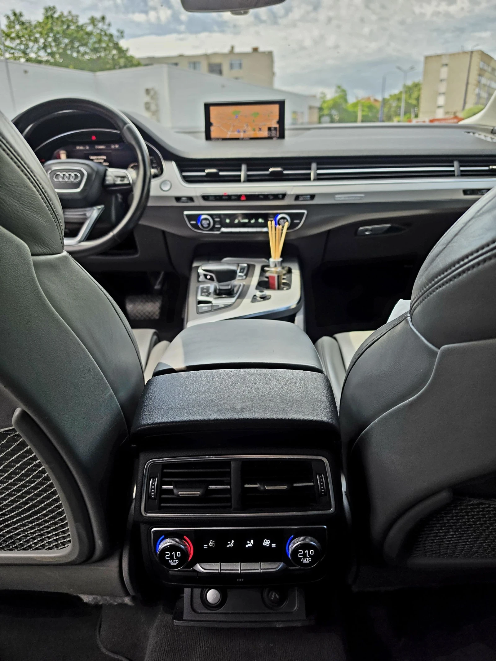 Audi Q7 S-LINE 7-МЕСНА, снимка 12 - Автомобили и джипове - 54608974