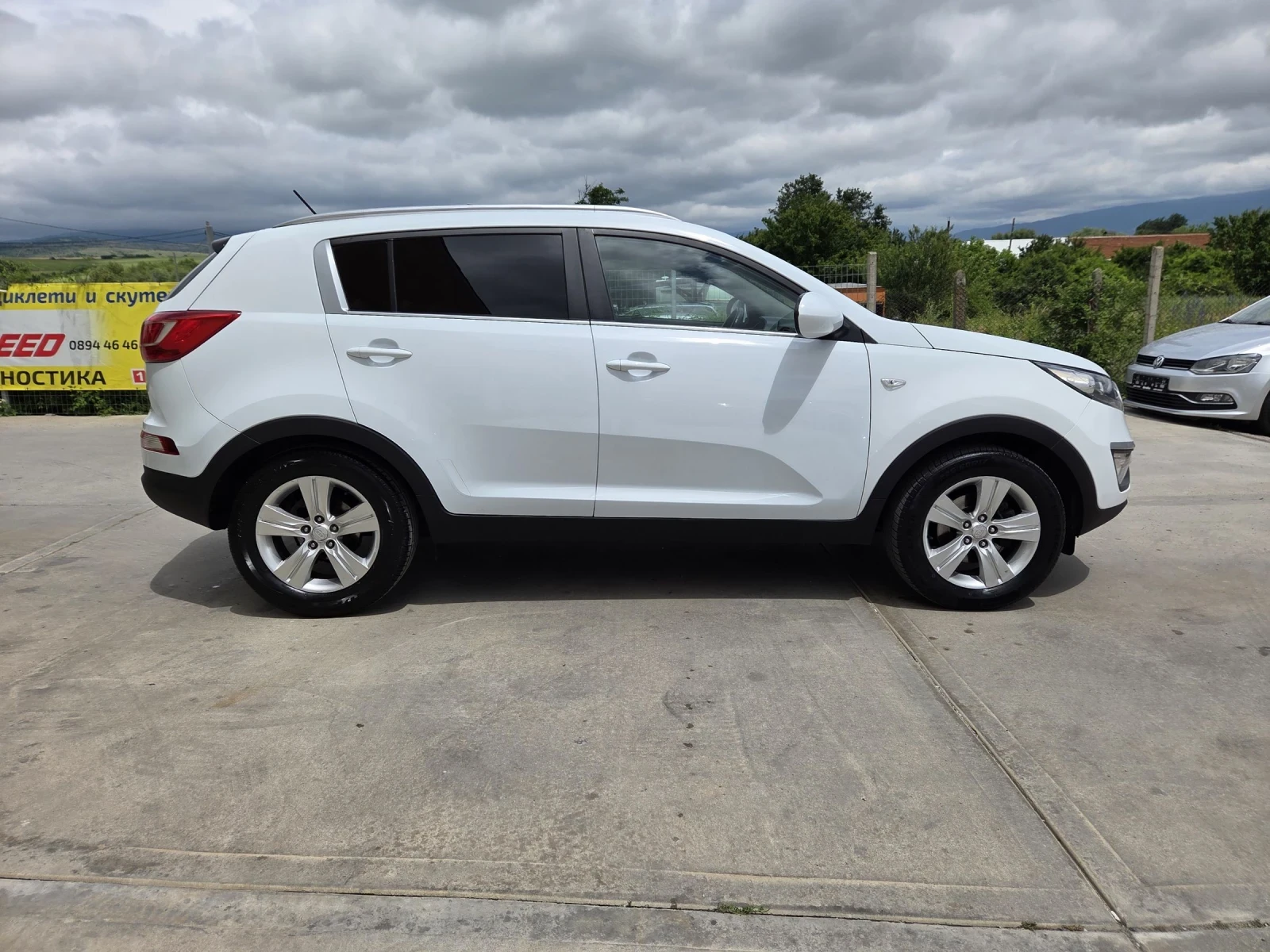 Kia Sportage 1.6i БЕНЗИН/ ГАЗ, снимка 17 - Автомобили и джипове - 54882281