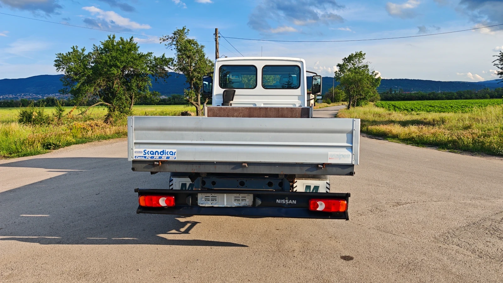 Nissan Atleon 3.0Did, снимка 5 - Камиони - 54830375