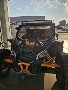    Can-Am Maverick X3 RC