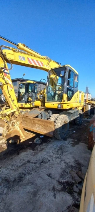 Багер Komatsu PW160-7, снимка 1 - Индустриална техника - 48982770