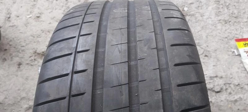 Гуми Летни 255/35R20, снимка 2 - Гуми и джанти - 33220021