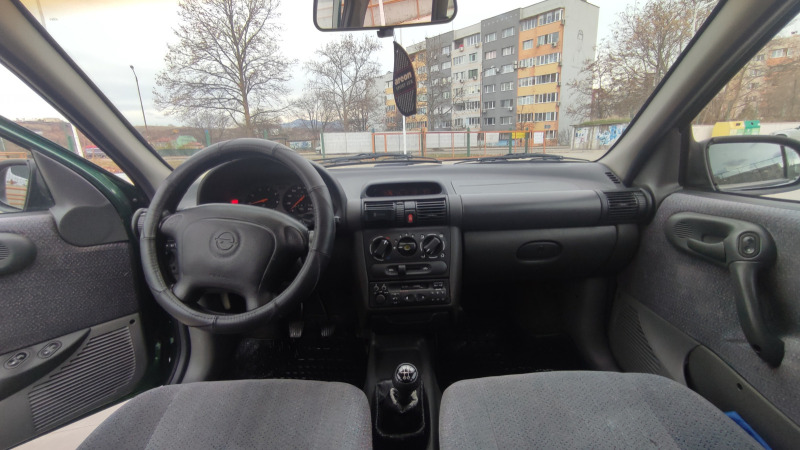 Opel Corsa, снимка 5 - Автомобили и джипове - 45898411