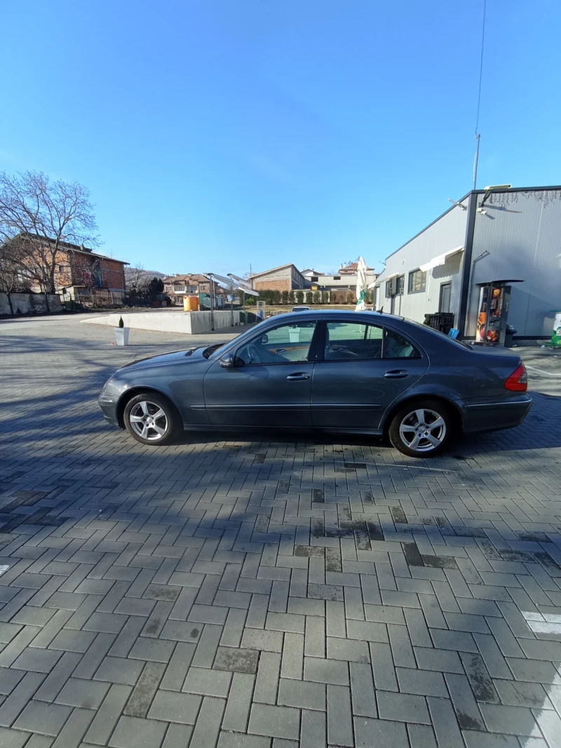 Mercedes-Benz E 280 W211 facelift, снимка 3 - Автомобили и джипове - 48433749