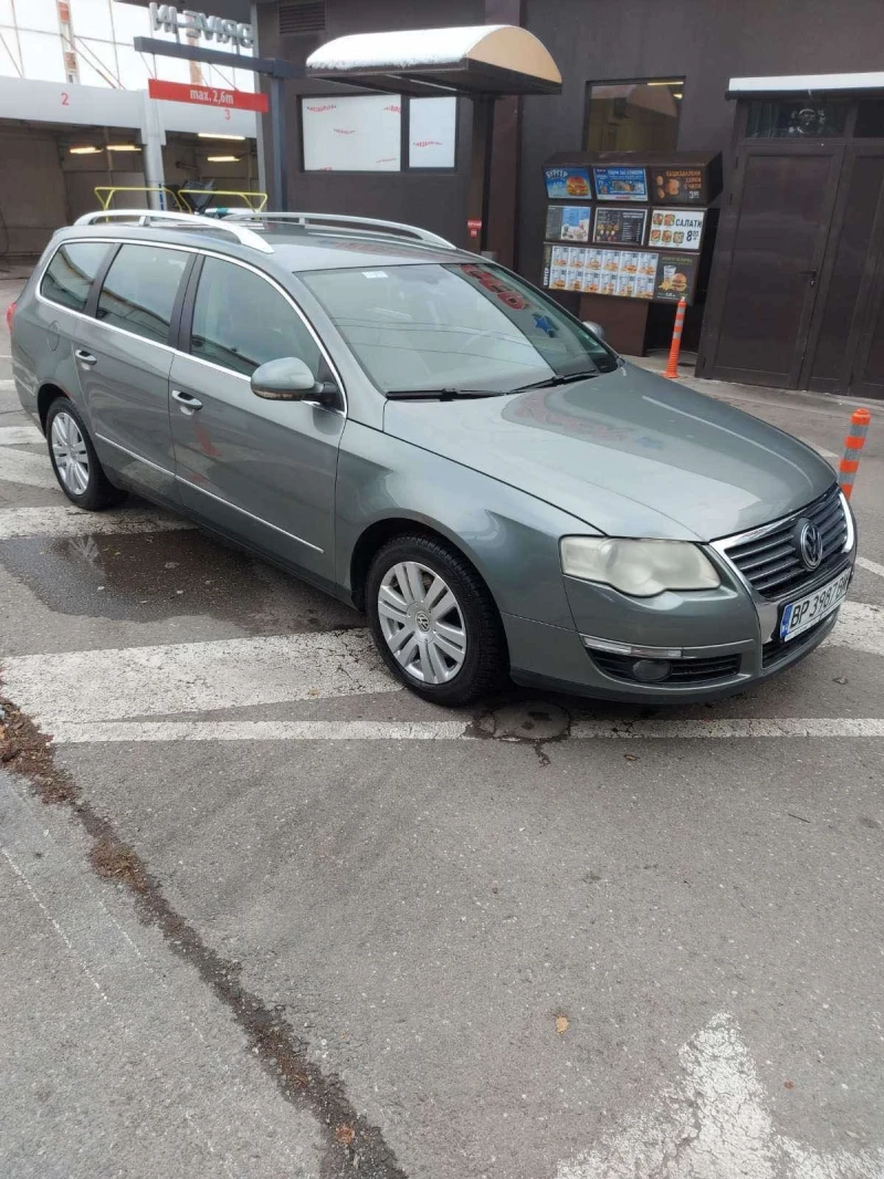 VW Passat, снимка 3 - Автомобили и джипове - 48479575