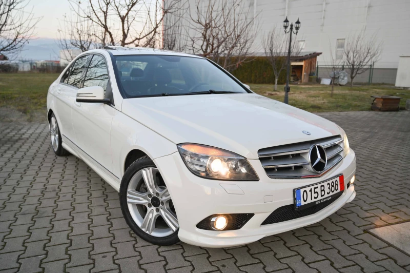 Mercedes-Benz C 300 AMG* 4 MATIC, снимка 5 - Автомобили и джипове - 48921345