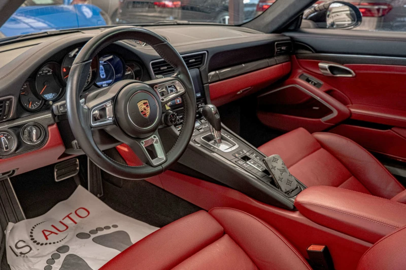 Porsche 911 Turbo S/PDLS+ /PDCC/PCCB/Bose/Sport Chrono/PVTS Pl, снимка 8 - Автомобили и джипове - 51895137