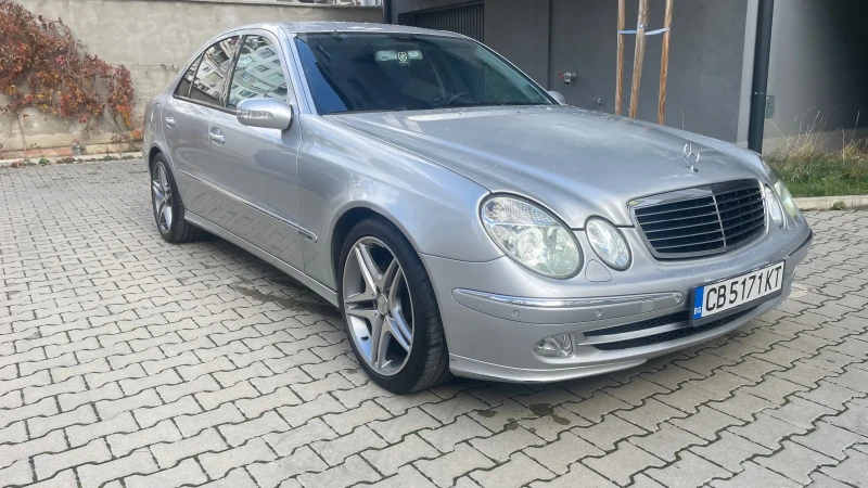 Mercedes-Benz E 270 2.7 CDI, снимка 2 - Автомобили и джипове - 52167794