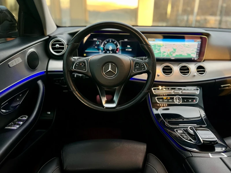 Mercedes-Benz E 220 9G-TRONIC / AVANTGARDE / DIGITAL COCKPIT / ПОДГРЕВ, снимка 8 - Автомобили и джипове - 52447689