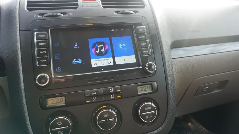 VW Golf 5, снимка 16 - Автомобили и джипове - 52838337