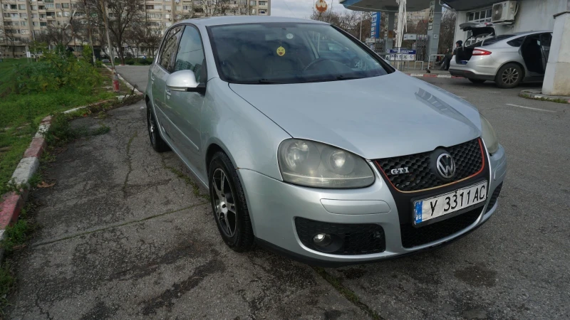 VW Golf 5, снимка 2 - Автомобили и джипове - 52838337