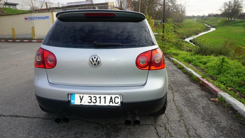 VW Golf 5, снимка 8 - Автомобили и джипове - 52838337