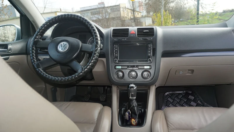 VW Golf 5, снимка 15 - Автомобили и джипове - 52838337