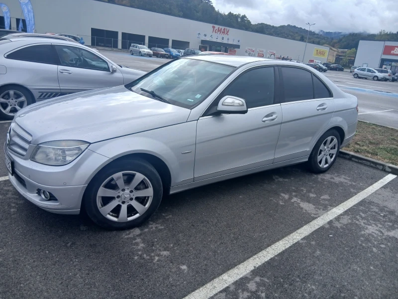 Mercedes-Benz C 200, снимка 2 - Автомобили и джипове - 52949420