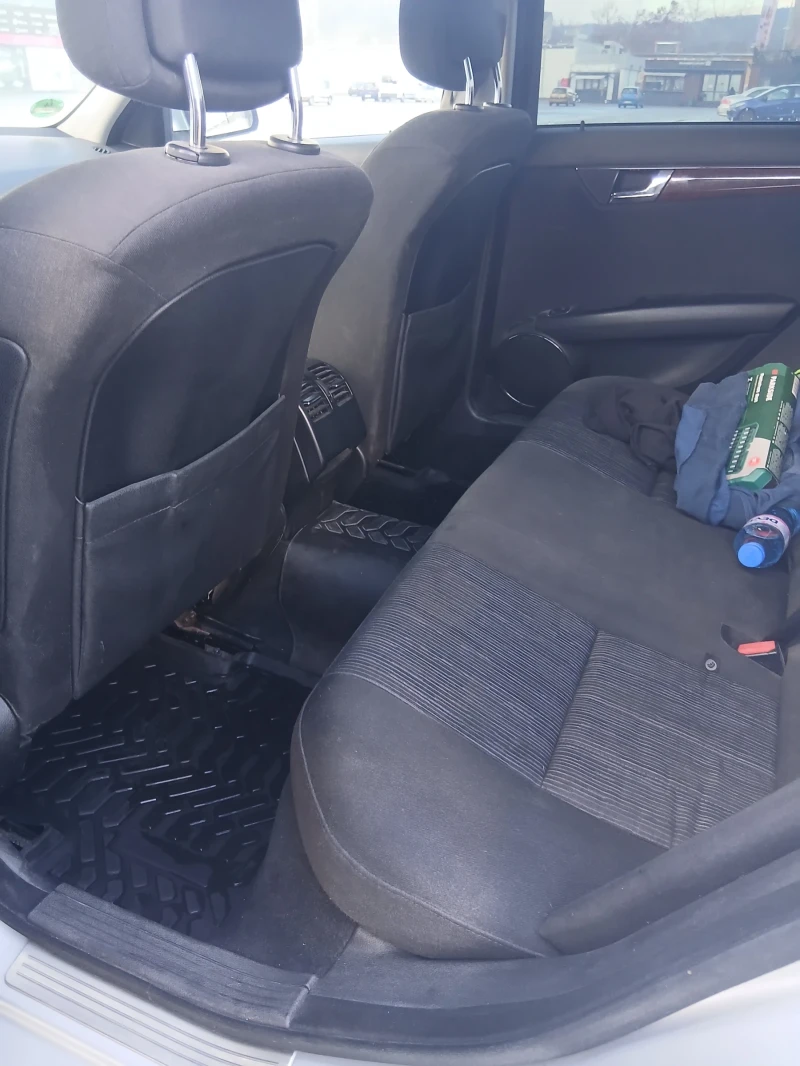 Mercedes-Benz C 200, снимка 12 - Автомобили и джипове - 52949420