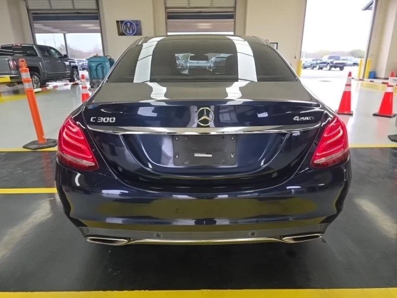 Mercedes-Benz C 300 4MATIC LUXURY ПАКЕТ | ДВА КЛЮЧА | ЗАДНА КАМЕРА | , снимка 5 - Автомобили и джипове - 53237641